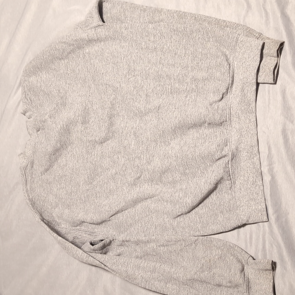 Sweatshirt - Picture 4 of 4